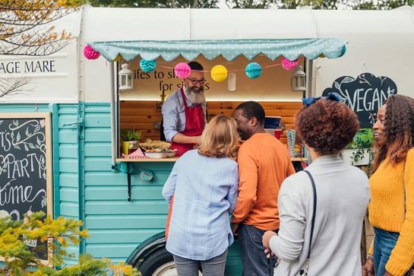 What Technological Trends Affect The Food Truck Industry